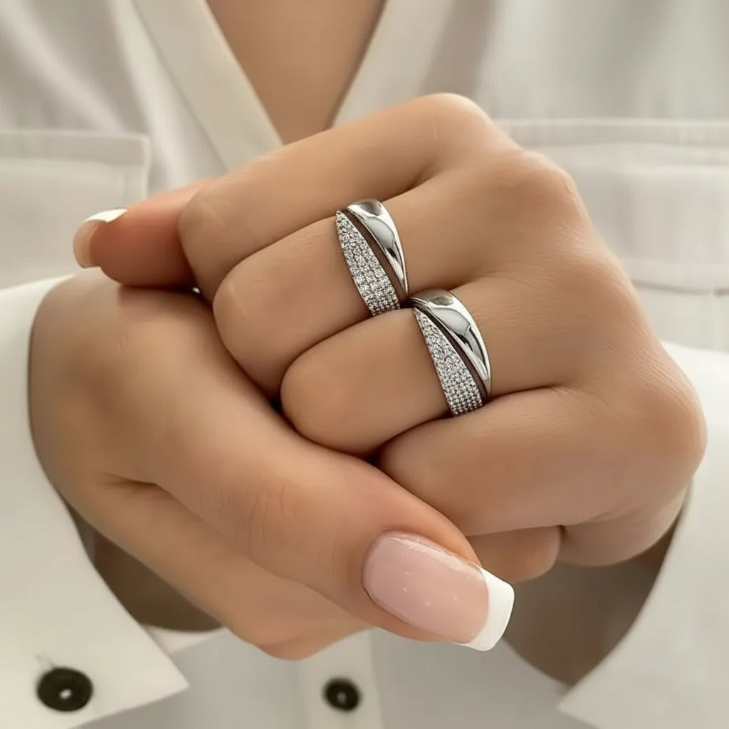 Elegant Gold Ring | Strength, hope and solidarity