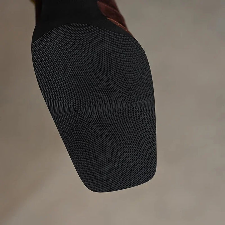 Leslie™ Vintage Look Heels